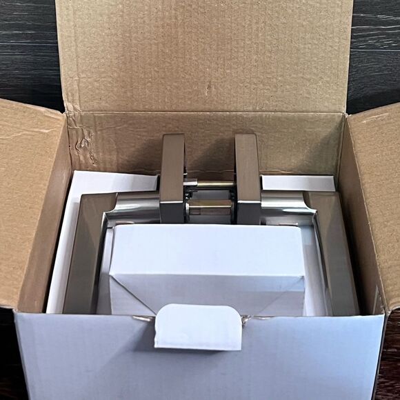 Modern Brushed Nickel Metal Interior Door Handles with Lock. Halifax Square. NIB - Picture 5 of 9